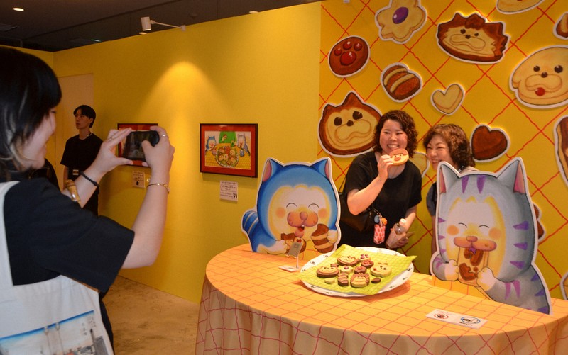まめきちまめこ メロとタビのにゃごや展 月間7,000万PV突破の大人気漫画家・まめきちまめこの初の個展