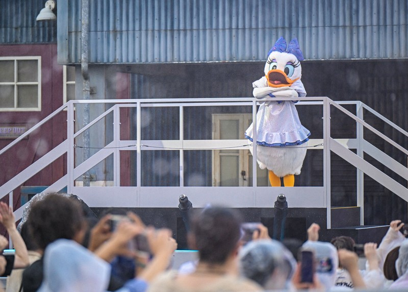 びしょ濡れMAX” 東京ディズニーリゾートで夏のイベント始まる [写真