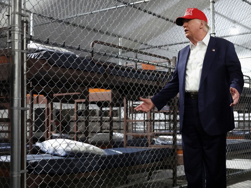 トランプ氏、ワニ生息地に移民収容 「アリゲーター・アルカトラズ