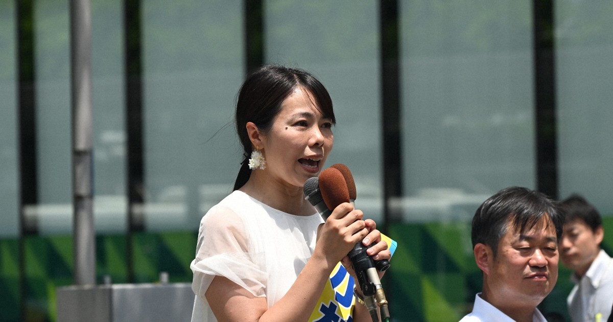国民民主・小林さやか氏「理不尽に立ち向かう」　千葉駅前で第一声