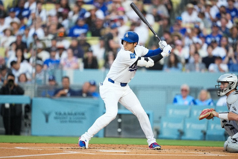 【球場4万枚限定】ドジャース ワンピースカード ルフィ 大谷翔平 m86175413440_1.jpg?1751806273
