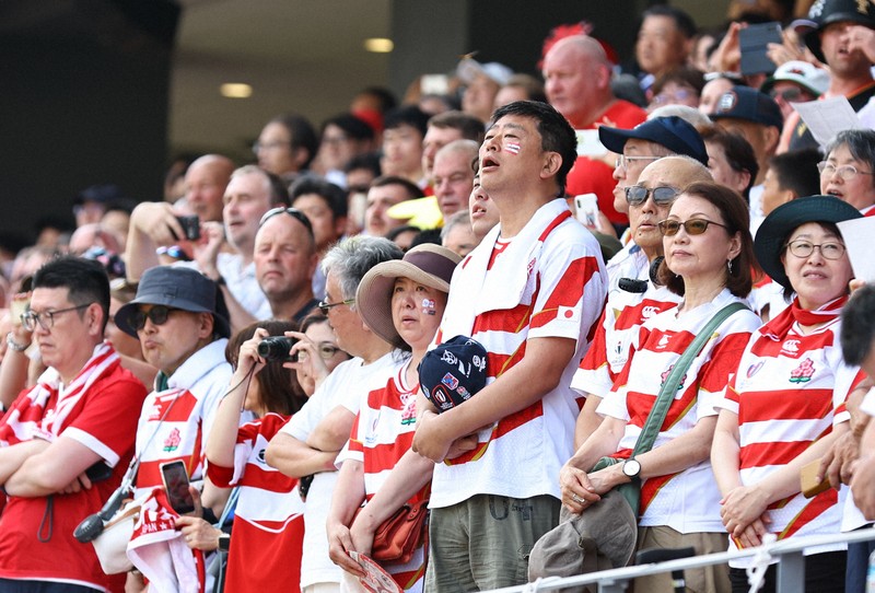 北九州の観客、ウェールズ国歌も大合唱 ラグビー日本代表戦 | 毎日新聞