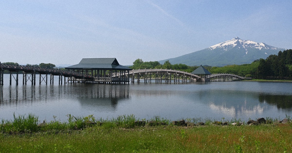 青森のイチオシ風景　ツル舞う姿を太鼓橋で　吉永小百合さんCMで人気