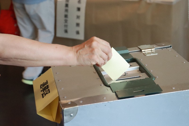 投票所でB'z？X JAPAN？ 参院選で流れるBGMは | 毎日新聞