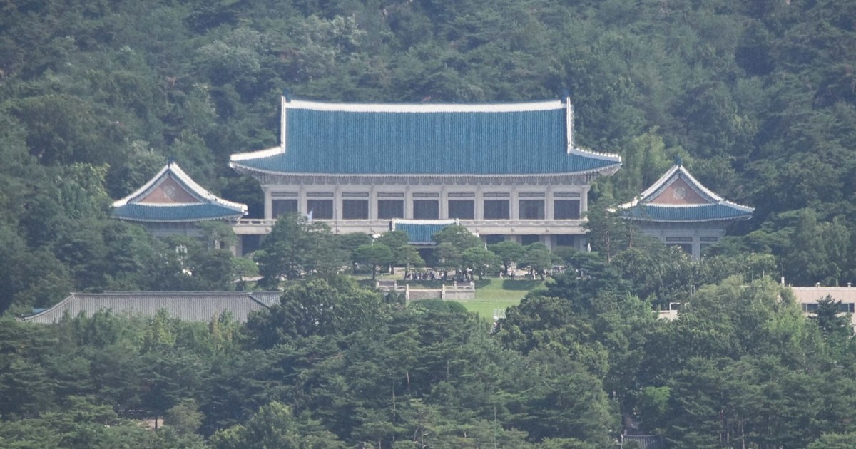 韓国大統領府が引っ越し、再び青瓦台へ 現庁舎は前政権イメージ強く