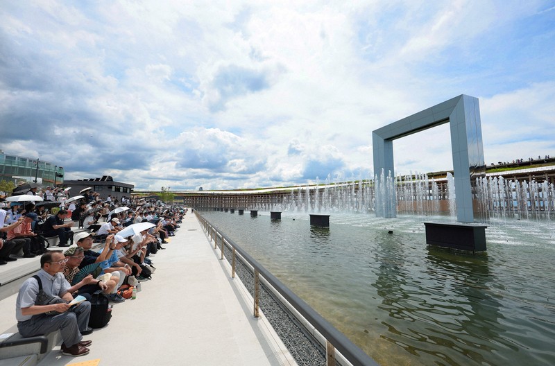 大阪・関西万博 水上ショーが再開 [写真特集2/8] | 毎日新聞