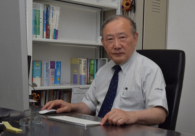 産業医大初の特別教授 膠原病リウマチ性疾患の権威・田中良哉さん
