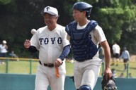 近畿無敗の東洋大姫路 アクシデントが深めたダブルエースの絆