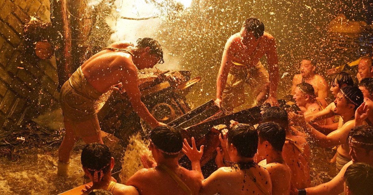 Easy Japanese news in translation: Wild tradition kicks off Kiriko festivals in Ishikawa Pref.