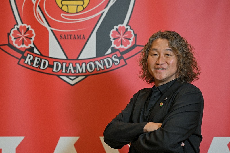 迫る：サッカー・J1 レッズ「宣伝大使」・岡野雅行さんの挑戦（その1