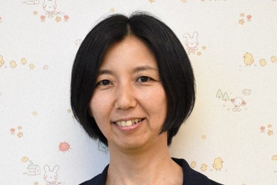子育て支援のNPOまめっこ理事長の中井恵美さん＝名古屋市中区で2025年6月25日、酒井志帆撮影