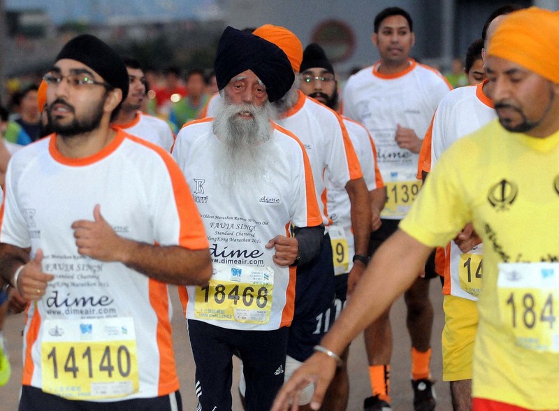 インドで「世界最高齢ランナー」の男性はねられ死亡 114歳 | 毎日新聞