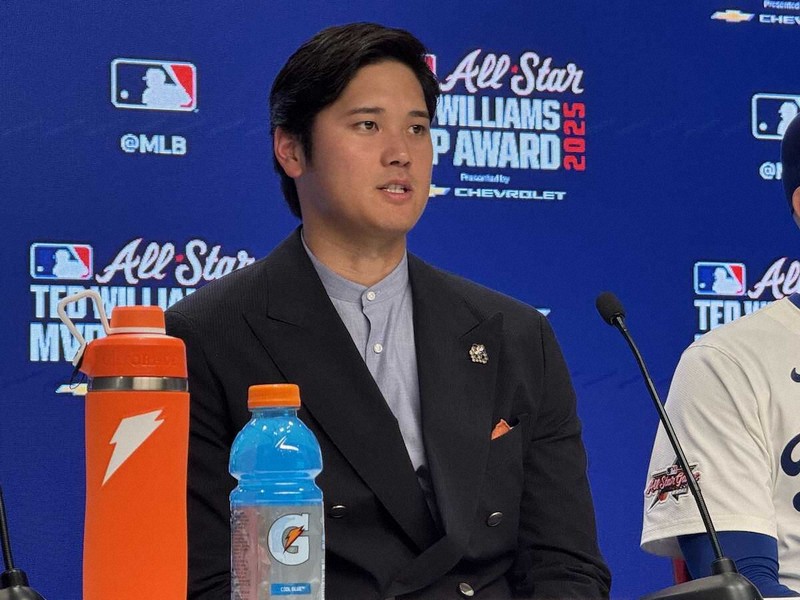 ドジャース・大谷の胸元飾ったミツバチのブローチ 芦屋市のジュエリー 
