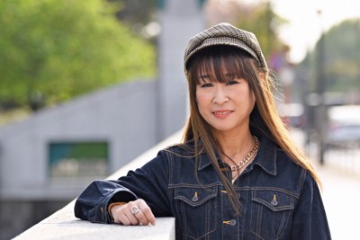 松本まりか40歳 セーラー服オフショ「しっかり楽しんじゃった