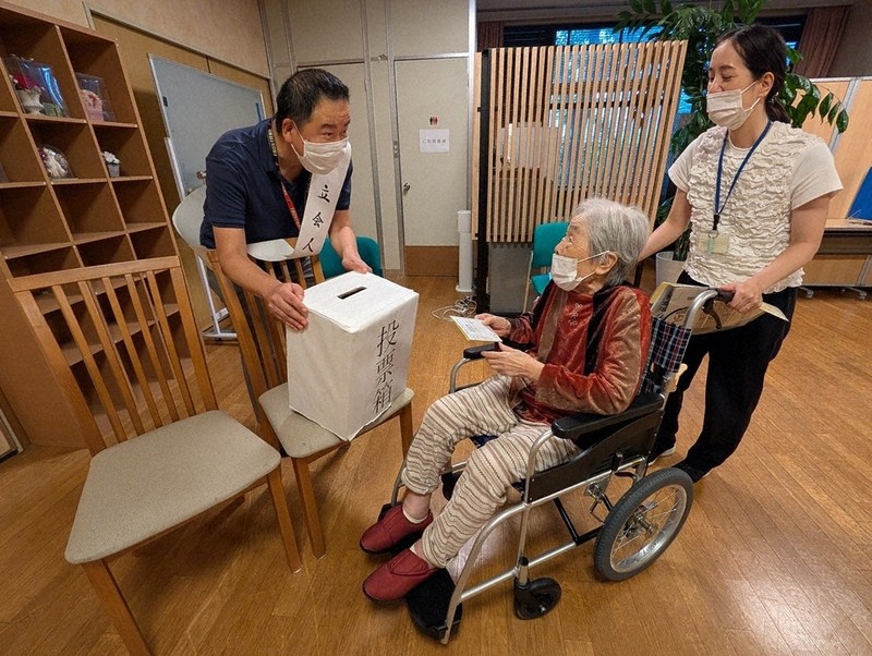 参院選2025：高齢者施設、1票のジレンマ 不在者投票 意思確認