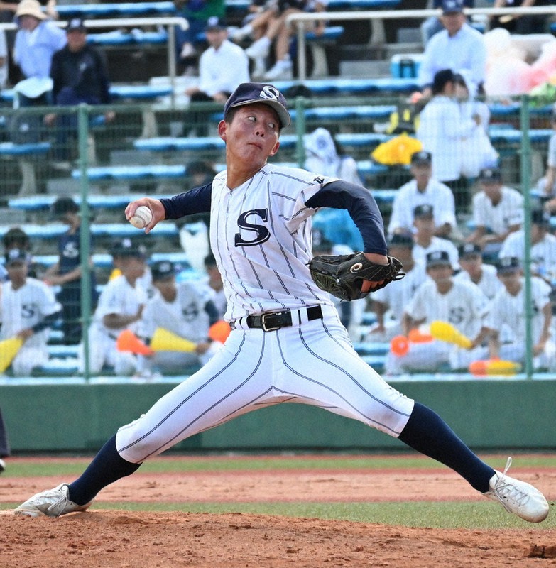 広島新庄高校　フリース 広島新庄高校硬式野球部 フリース 広陵、ダブルエースの堀田が