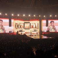 永遠の兄貴」パク・ジェボムさん 6年ぶり世界ツアー [写真特集1/17