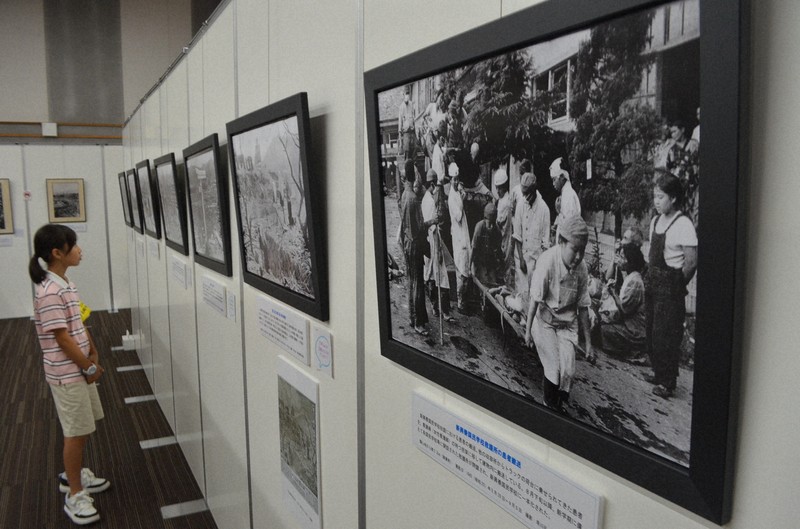 被爆後の長崎を写した58枚が伝えるもの 「ナガサキ原爆写真展」 | 毎日新聞