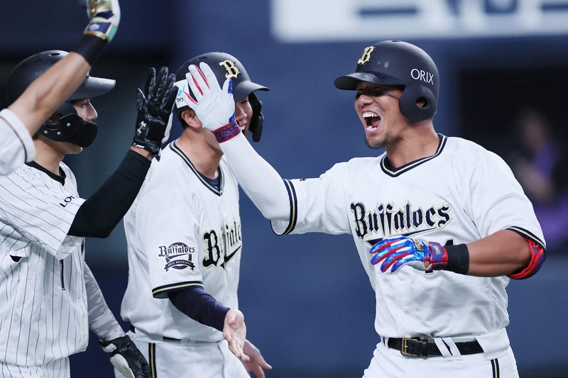 頓宮裕真が3点本塁打 全パが5－1で勝利 プロ野球オールスター [写真
