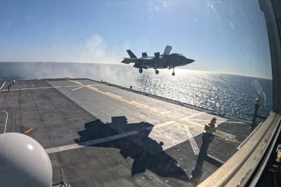 空自の最新鋭ステルス戦闘機F35B 8月7日から新田原基地に配備 | 毎日新聞