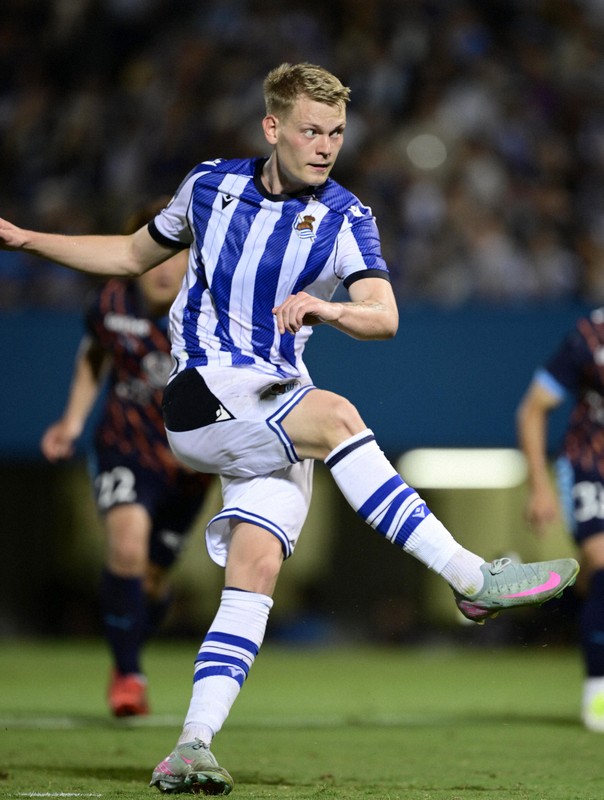 親善試合 横浜FC－レアル・ソシエダード 久保建英が出場 [写真特集1/10