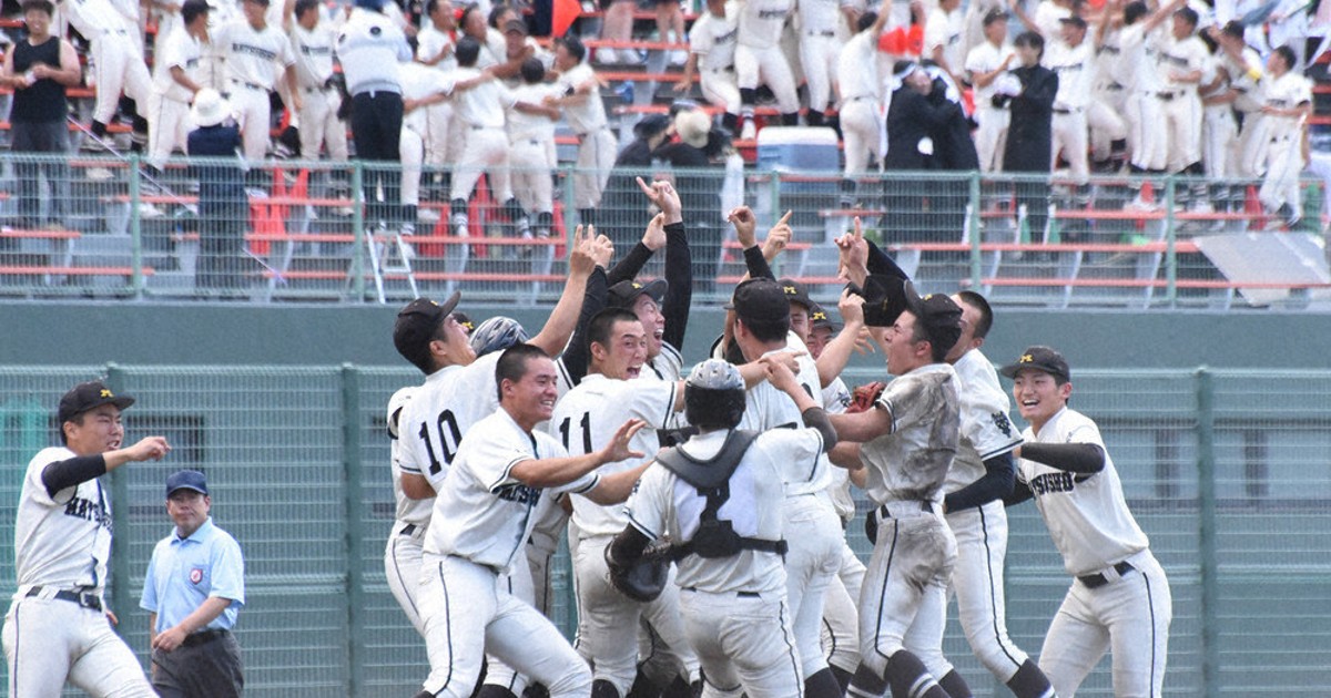 松商学園九十年史/長野県松本市/学校史/　高校野球 名門校 松商学園が夏の甲子園へ、4年ぶり38度目 決勝で佐久長聖破る