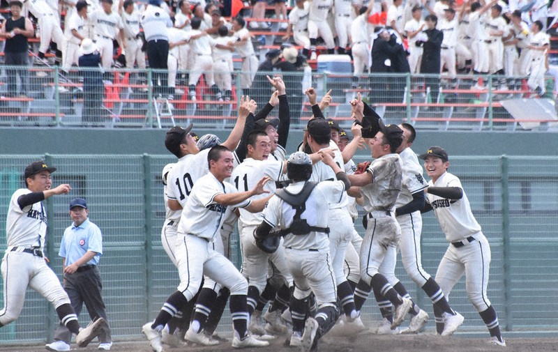 全国高校野球 長野大会 松商学園 4年ぶりV 38回目 佐久長聖降す
