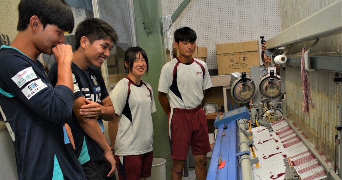 高校生がFC今治グッズ製作 愛媛 来月9日、来場者に進呈 ／愛媛 | 毎日新聞