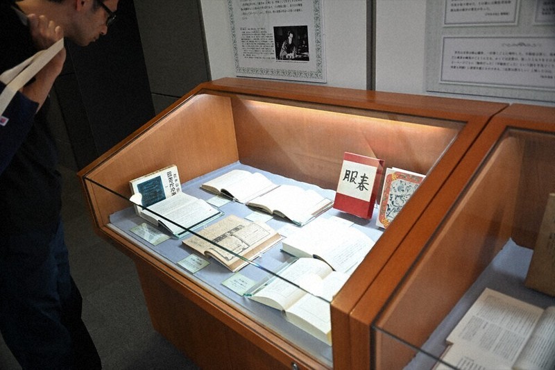 松本清張と芥川龍之介」始まる 「全集」など15点を展示 松本清張記念館