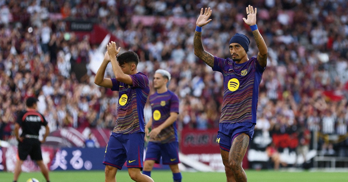 バルサ、「世界基準」のプレーで魅了 J1神戸・三木谷会長に拍手も