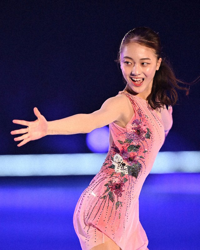 新品未使用145-150サイズフィギュアスケート衣装 フィギュアスケート衣装 FRY-185白x青 スケートコスチュームDD