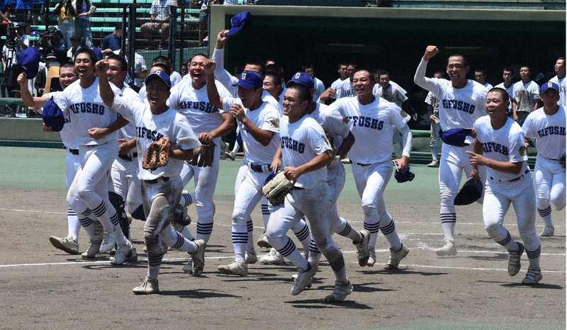 全国高校野球 岐阜大会 県岐阜商 3年ぶりV 15安打 帝京大可児を圧倒