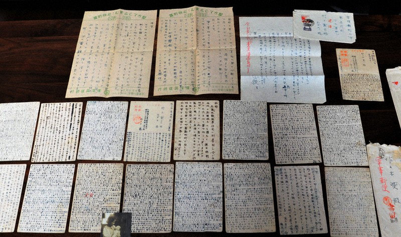 硫黄島からの手紙：硫黄島から、17通の愛 元兵士の遺族、80年保管