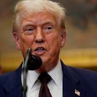 ホワイトハウスで演説するトランプ米大統領＝ワシントンで2025年7月31日、ロイター