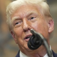 ホワイトハウスで演説するトランプ米大統領＝ワシントンで2025年7月31日、AP