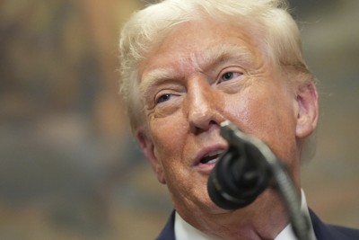 ホワイトハウスで演説するトランプ米大統領＝ワシントンで2025年7月31日、AP