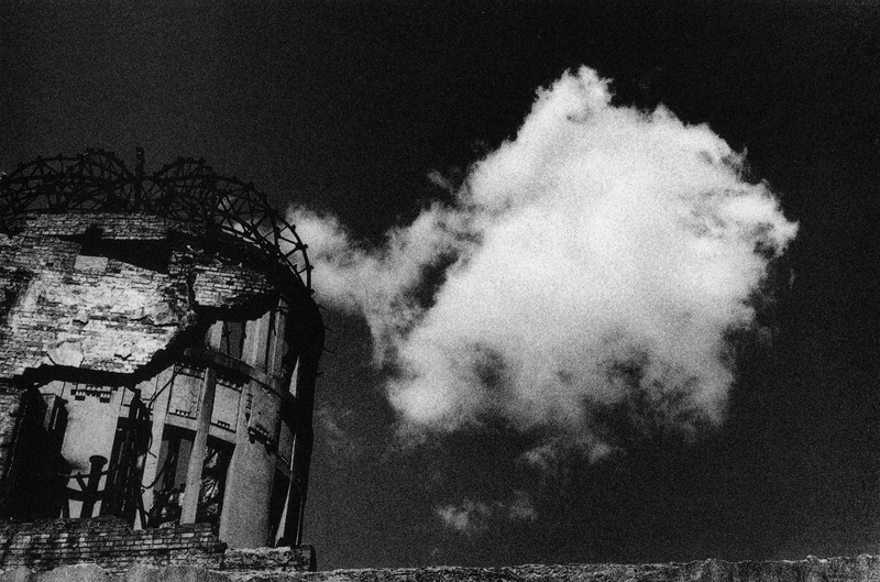 土門拳と東松照明、それぞれの視点で描いた被爆地 山形で写真展 [写真