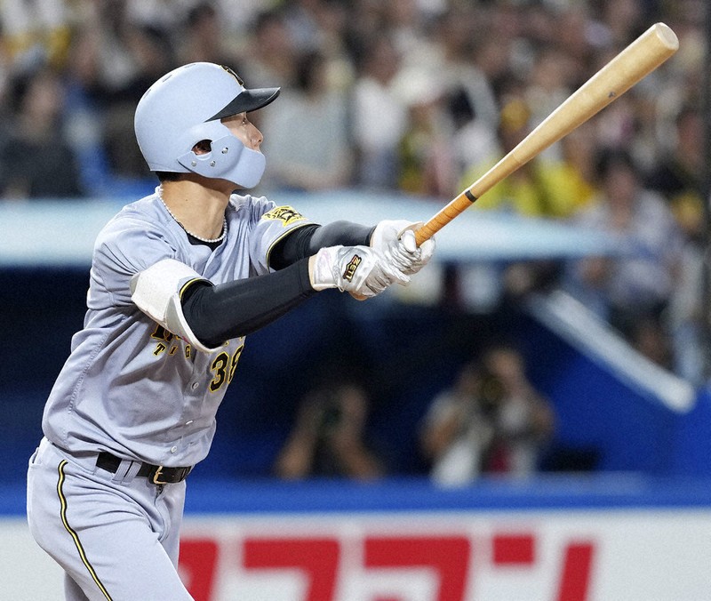 プロ野球：プロ野球 阪神5－1ヤクルト 猛虎4発 神宮花火大会 | 毎日新聞