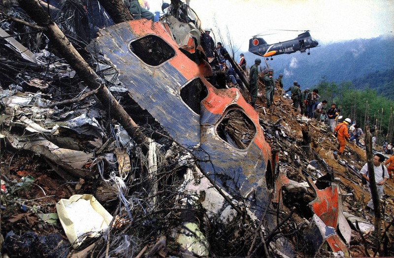 日航機墜落 犠牲の父と同じ58歳で病から生還が転機、御巣鷹へ | 毎日新聞