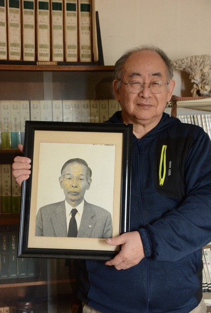 日航機墜落 犠牲の父と同じ58歳で病から生還が転機、御巣鷹へ | 毎日新聞