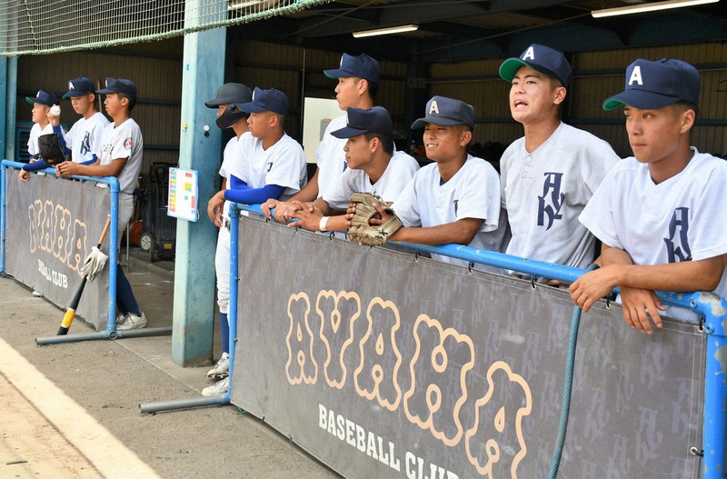 ベンチ入りは「部員投票」で 初出場の綾羽、団結力の鍵 夏の甲子園