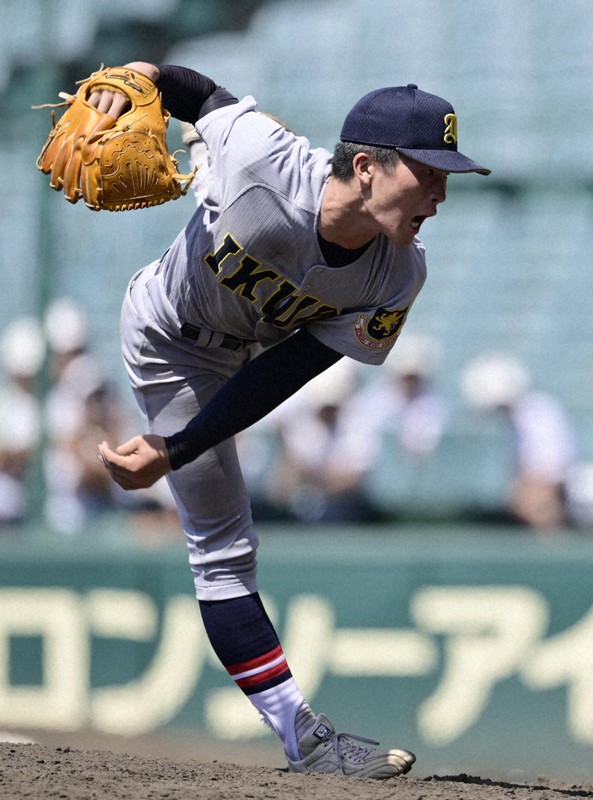 鳥取城北高校野球ヘルメット 決勝は鳥取城北―米子松蔭 秋の高校野球鳥取県大会準決勝(画像 4