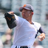 開星高校野球部ジャンバー 開星ー宮崎商（1回戦）全国高校野球2025 夏の甲子園 [写真特集37