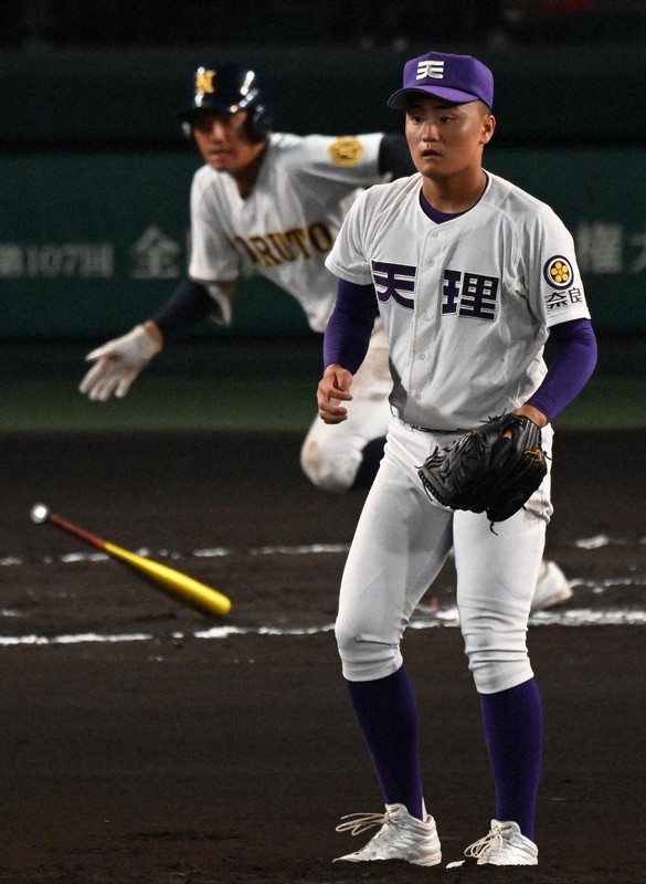 鳴門ー天理（1回戦）全国高校野球2025 夏の甲子園 [写真特集1/27