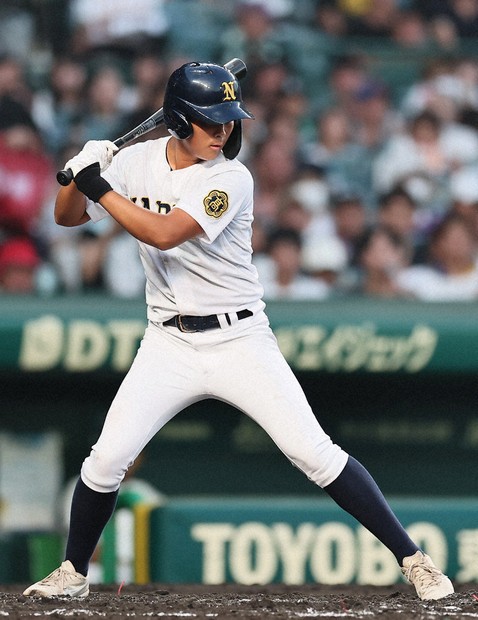 第107回全国高校野球 1回戦 鳴門、6年ぶり勝利 天理(奈良)に5-4 第107回全国高校野球 1回戦 鳴門、6年ぶり勝利 天理(奈良)に5-4