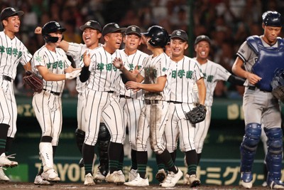 津田学園が6年ぶり初戦突破 叡明は初勝利ならず 夏の甲子園 | 毎日新聞