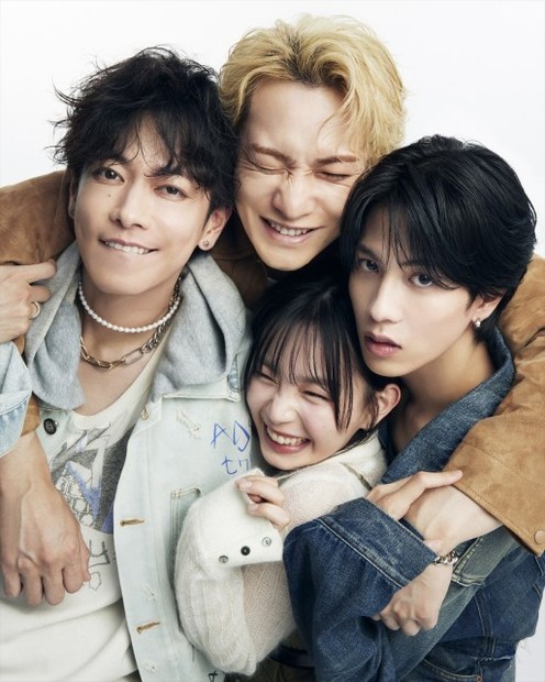新品未開封　NetflixグラスハートTシャツ　佐藤健　志尊淳　町田啓太 GINZA on X: 