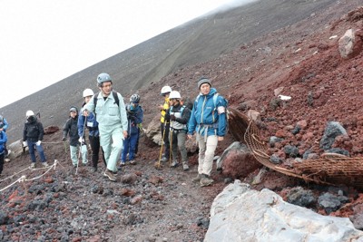 冬季富士登山恐受限？登山家連署反對「一律禁止」