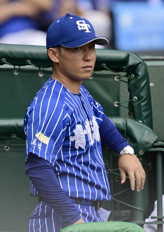 青藍泰斗ー佐賀北（1回戦）全国高校野球2025 夏の甲子園 [写真