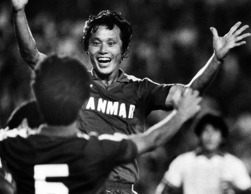 サッカー　釜本さん サッカー:釜本邦茂さん死去 日本が生んだ不世出のストライカー